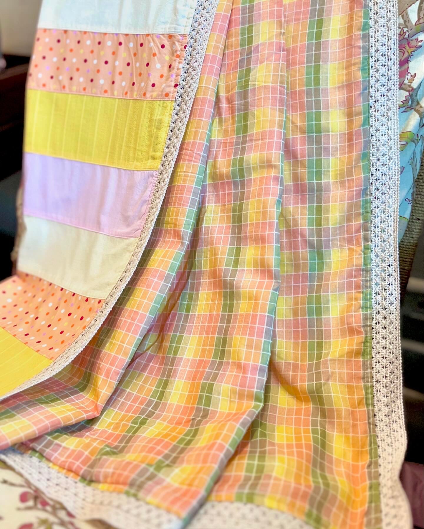 Tuti Fruity Applique Dohar