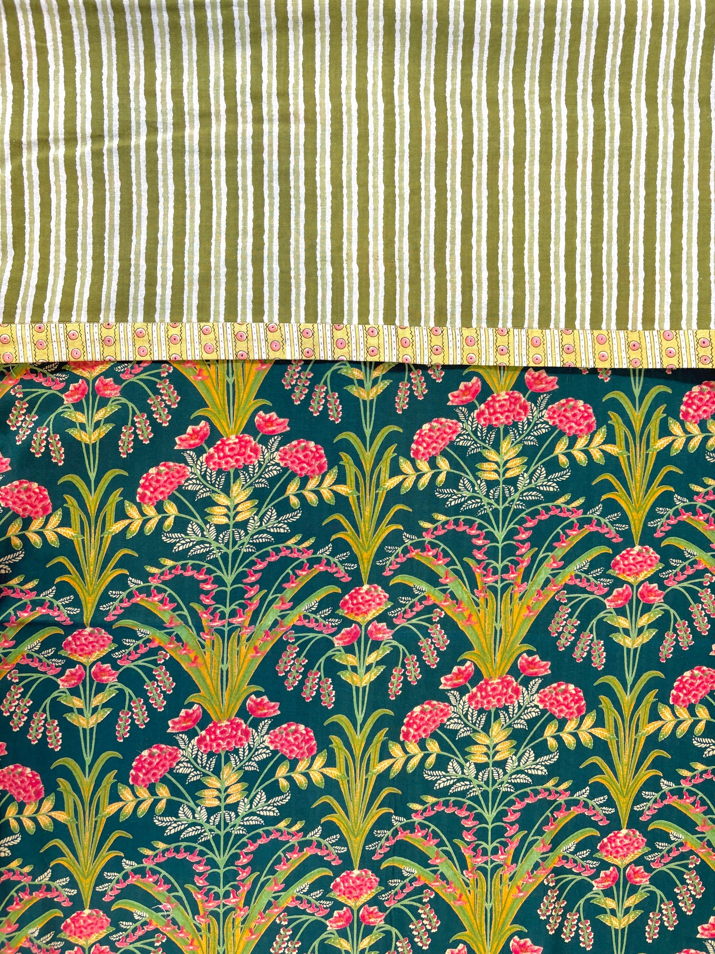Jungle Song Dohar and Pillow Set