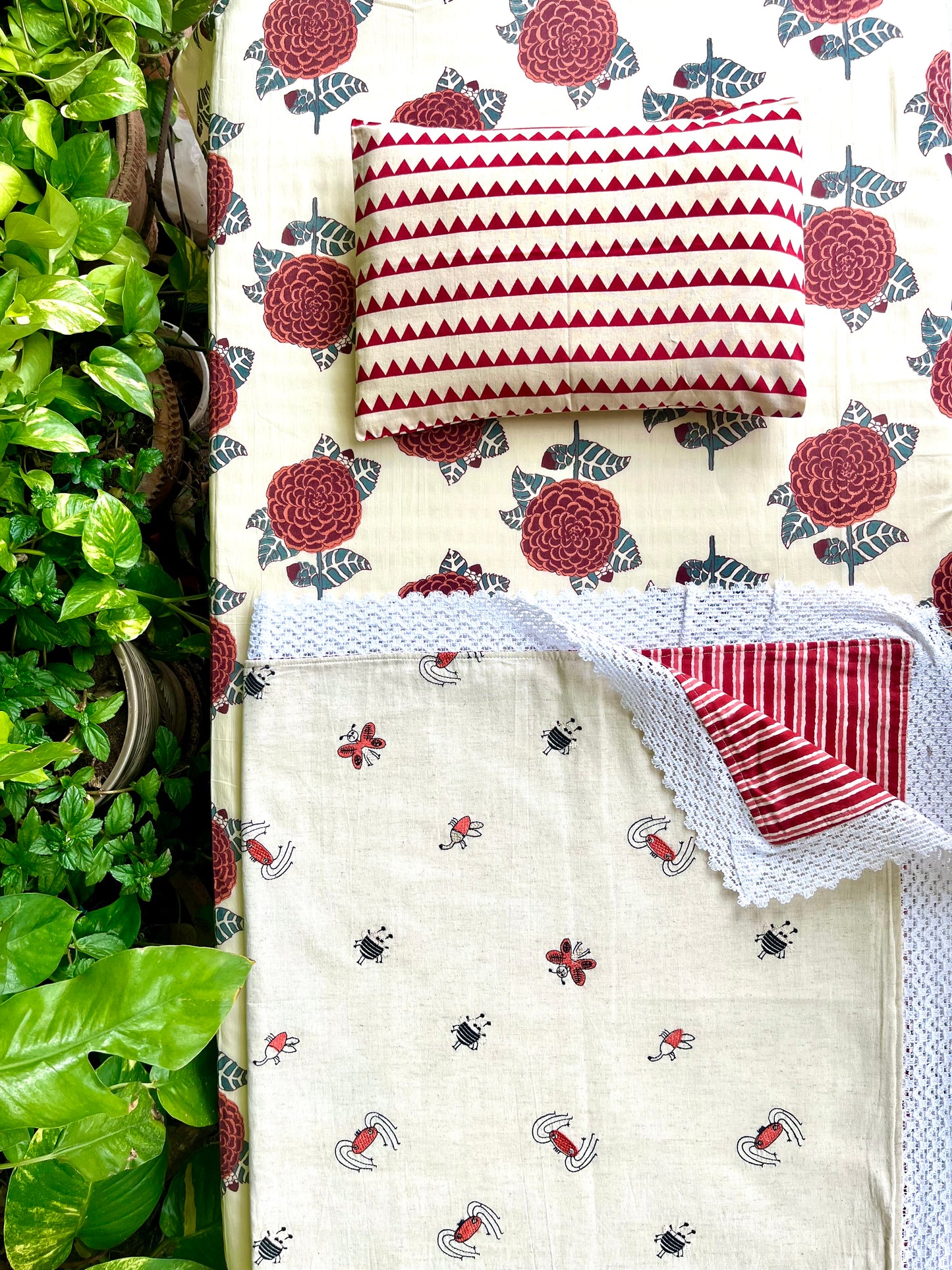 Spidey Embroidered Dohar