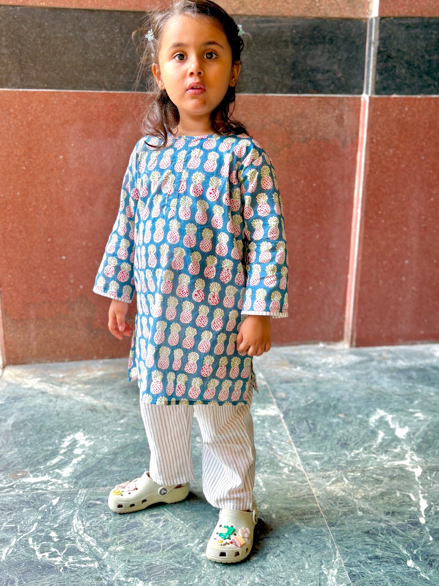 Ananas Kurta Pajama Set