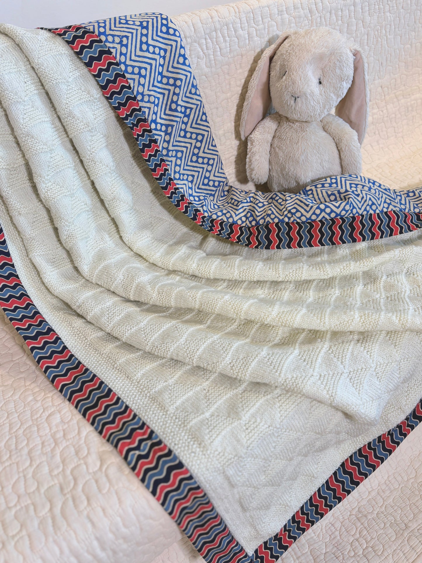 Spring Water Knitted Blanket