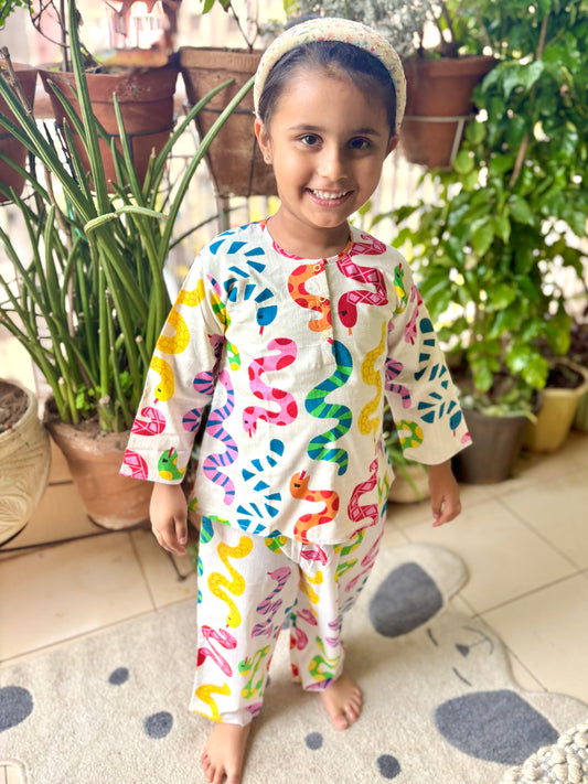 Snake Gummies Reversible Coords