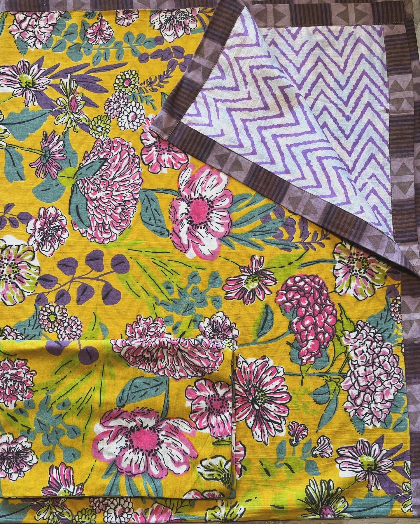 Flower Custard Dohar and Pillow Set