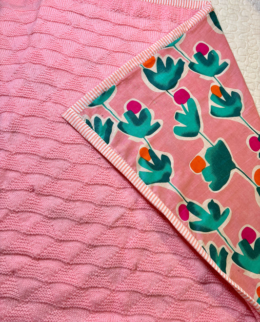 Tulip Haze Knitted Blanket