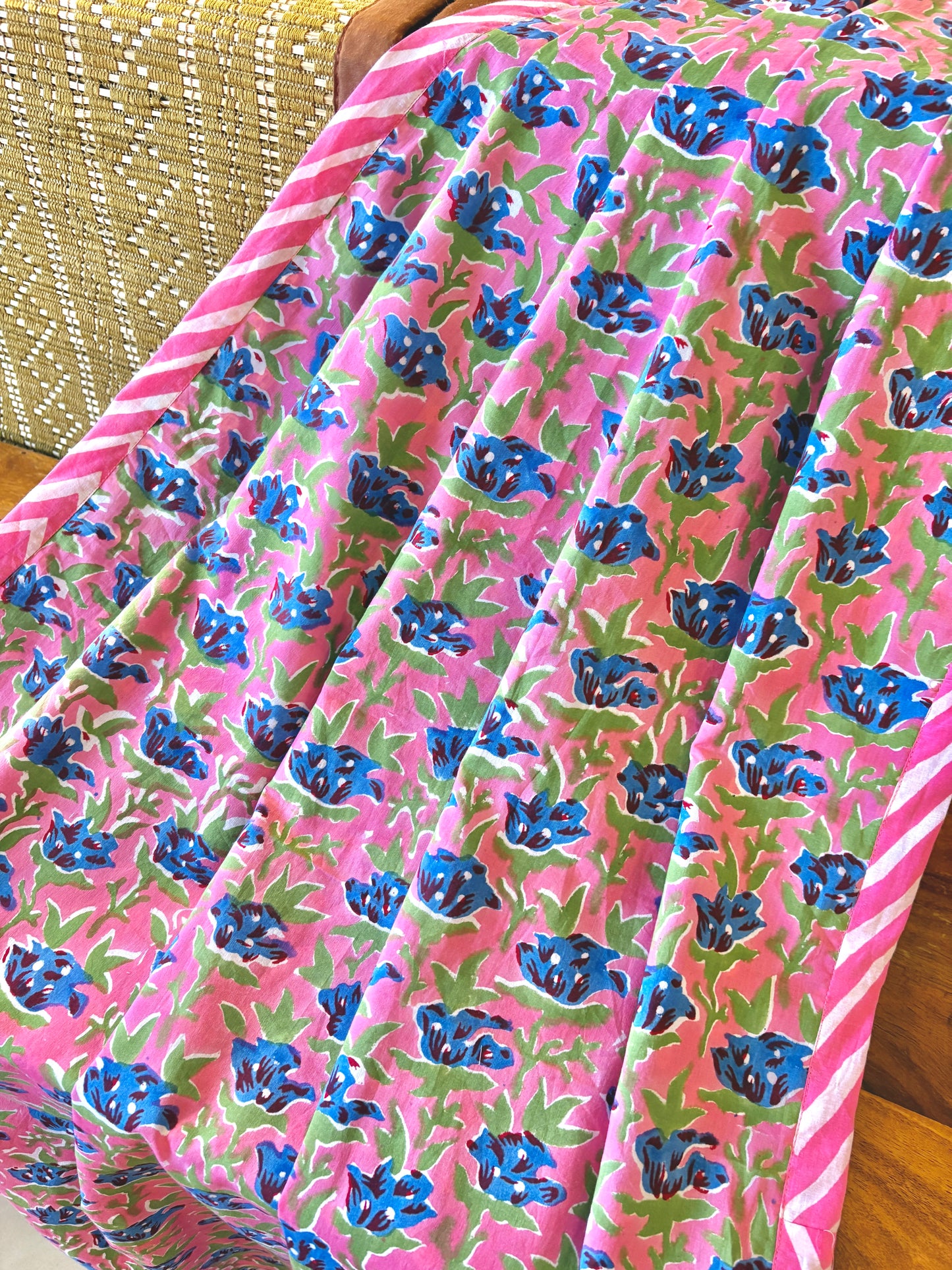 Lily of the Valley Dohar and Pillow Set
