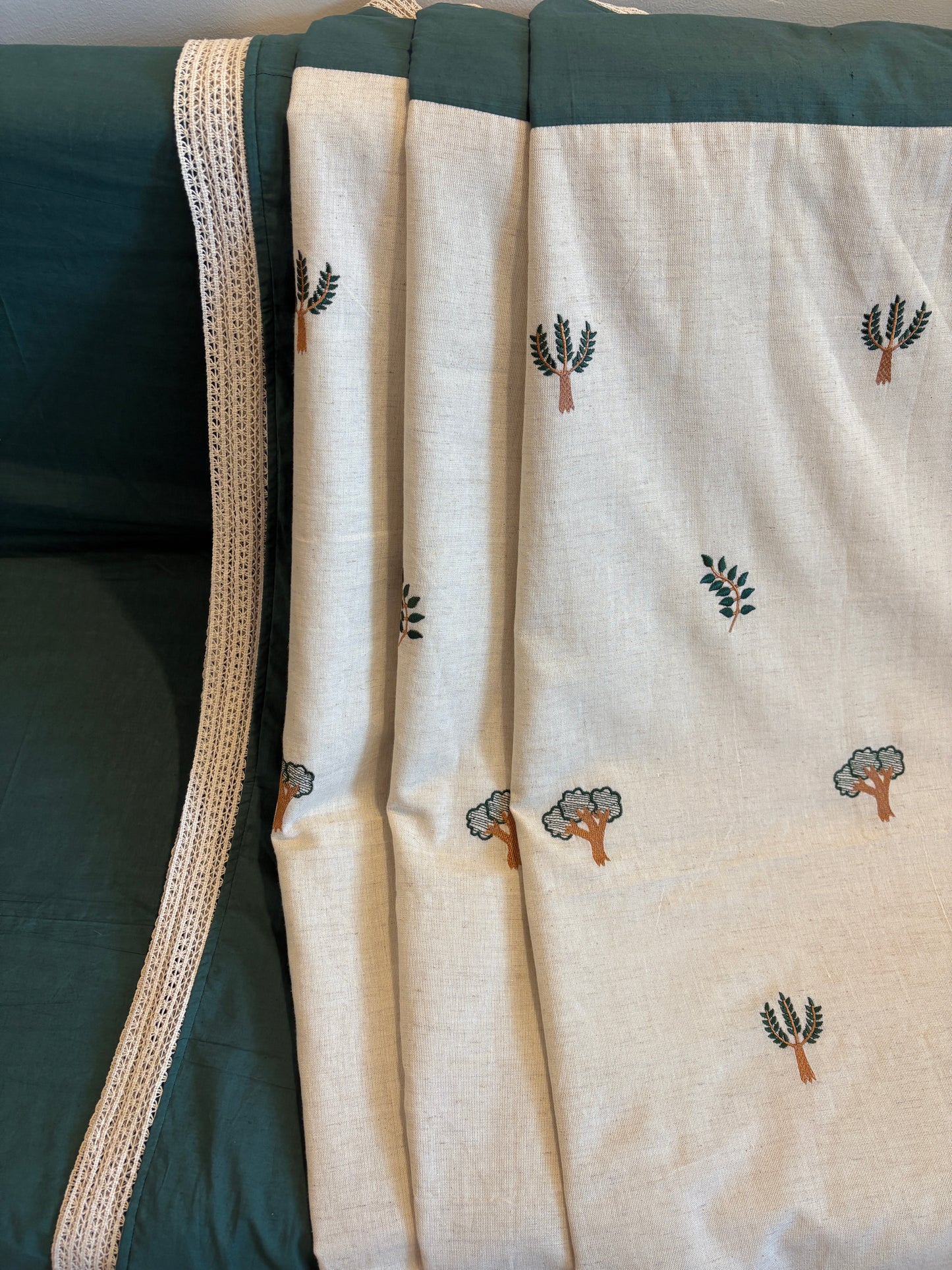 Tree Hugger Adult Embroidered Dohar