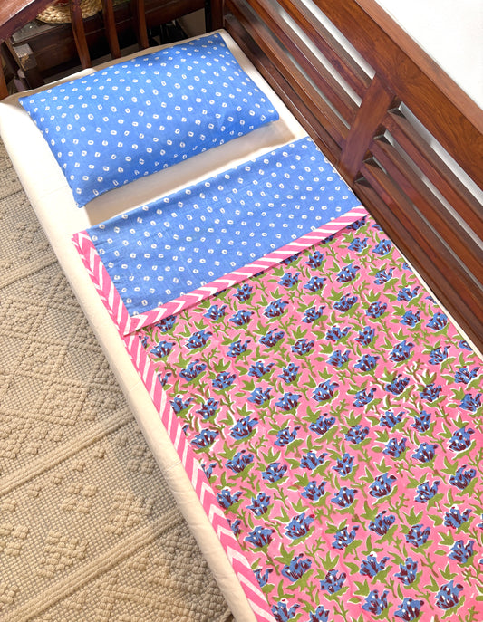Lily of the Valley Dohar and Pillow Set
