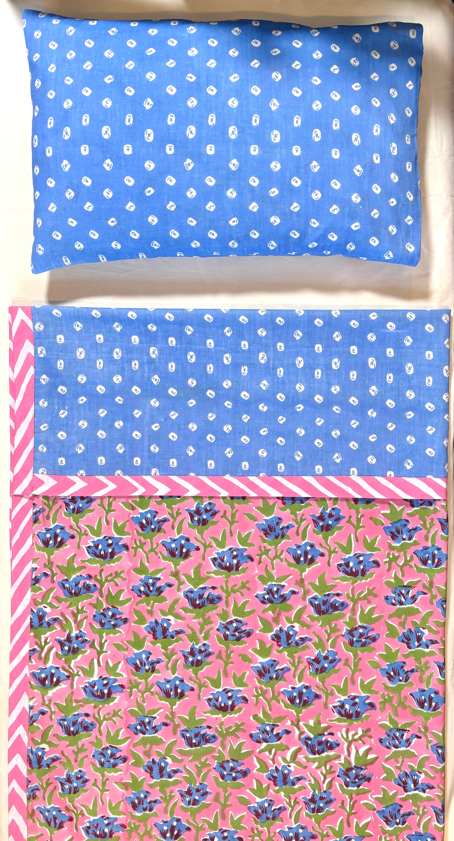 Lily of the Valley Dohar and Pillow Set
