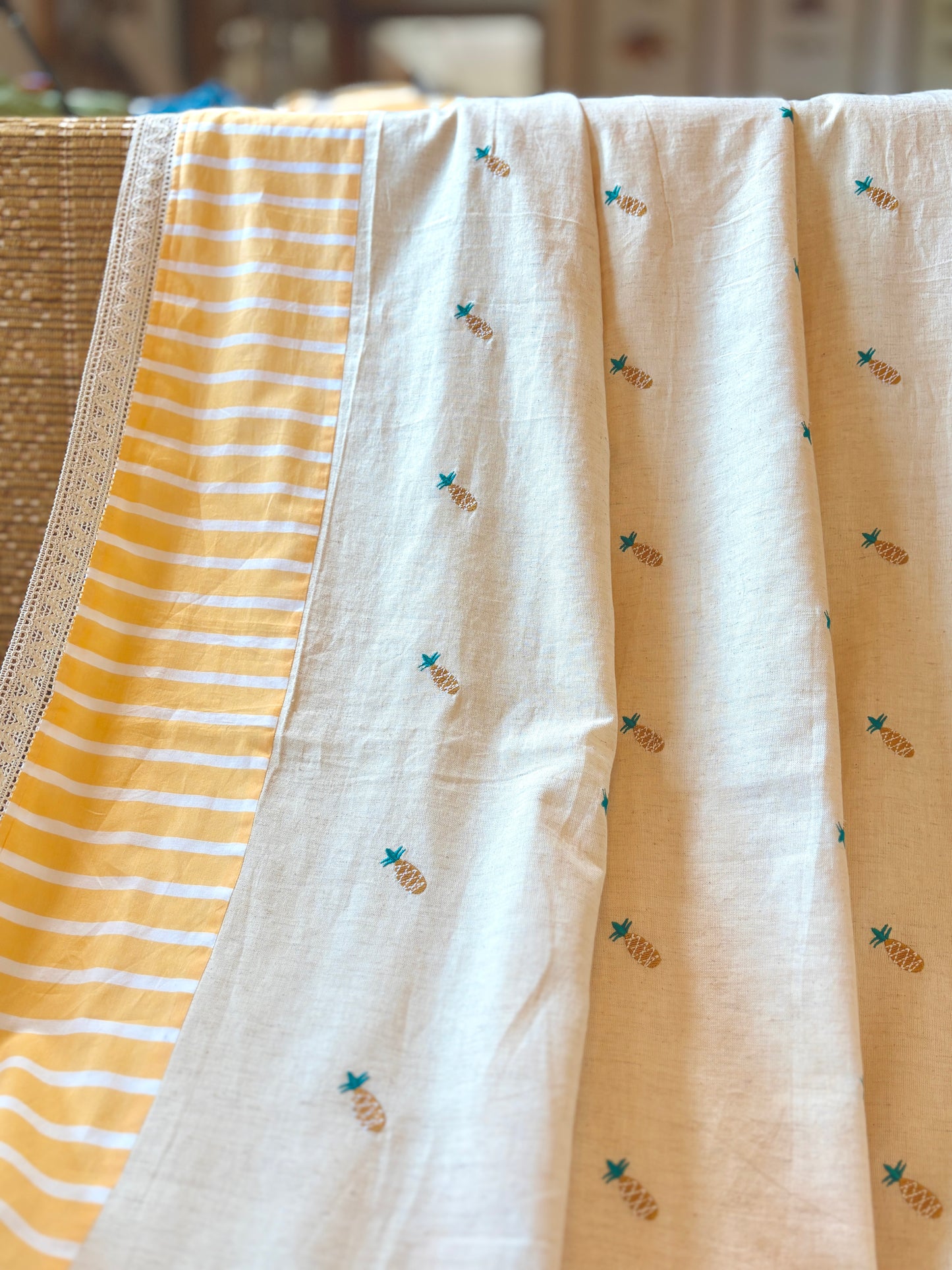 Pineapple Adult Embroidered Dohar