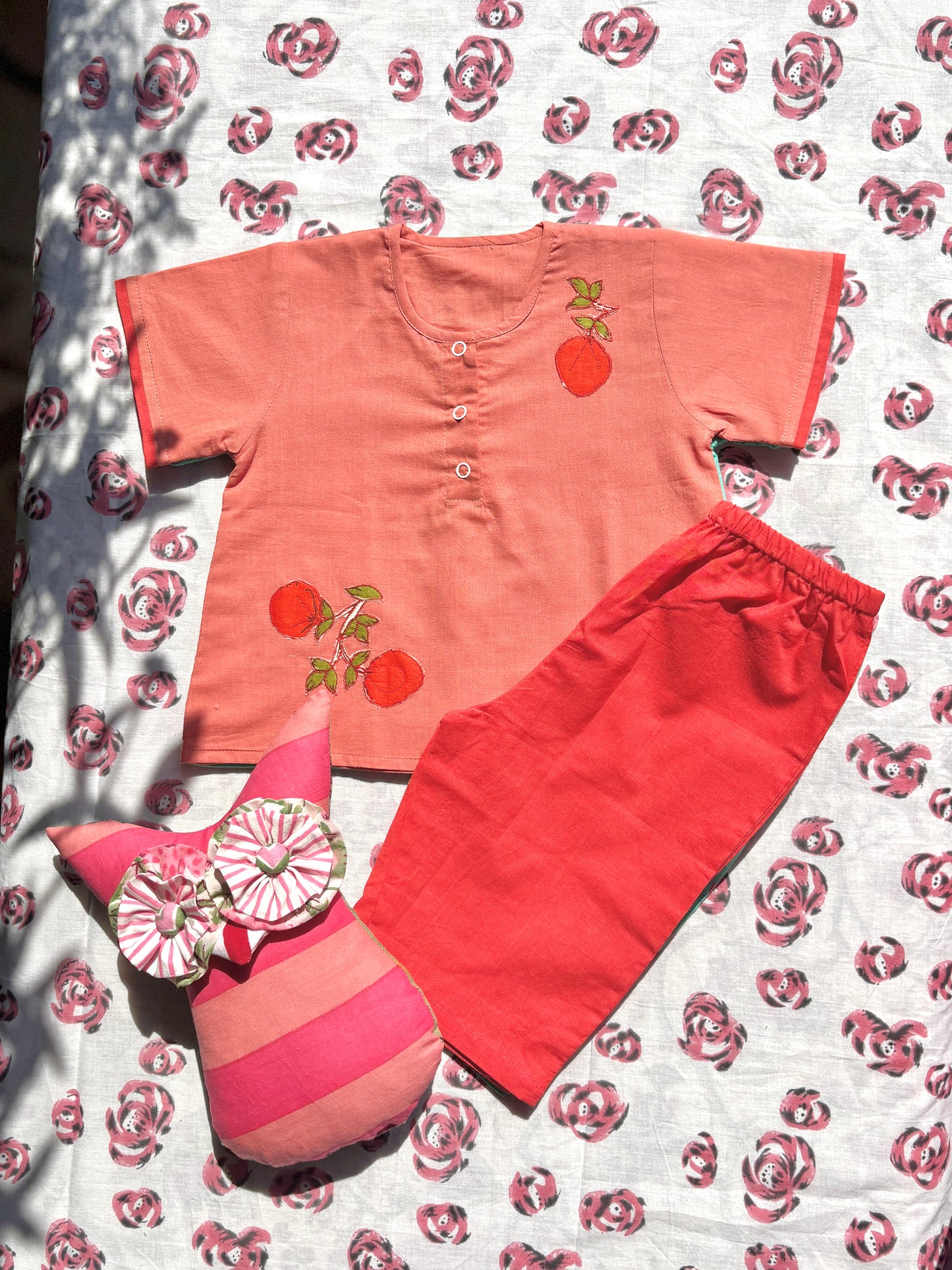 Tangerine Appliqué Summer Set