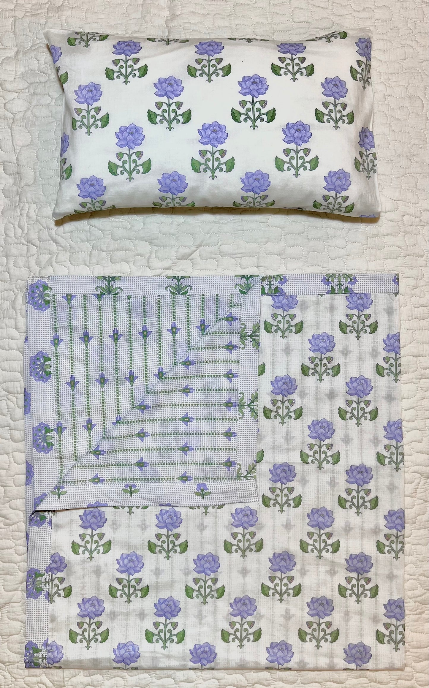 Misty Pond Dohar and Pillow Set