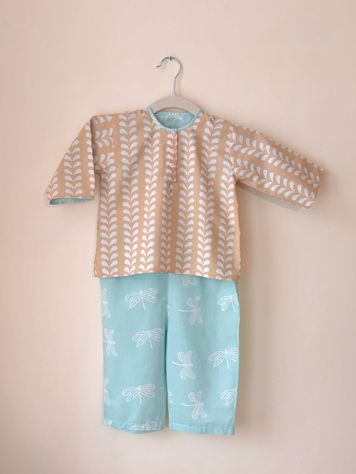 Sea Foam Reversible Coords