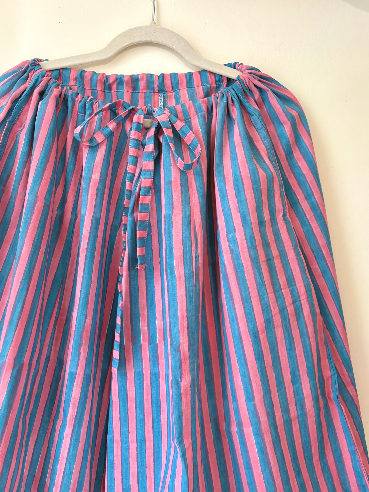 Bubblegum Waterfall Pants for Moms