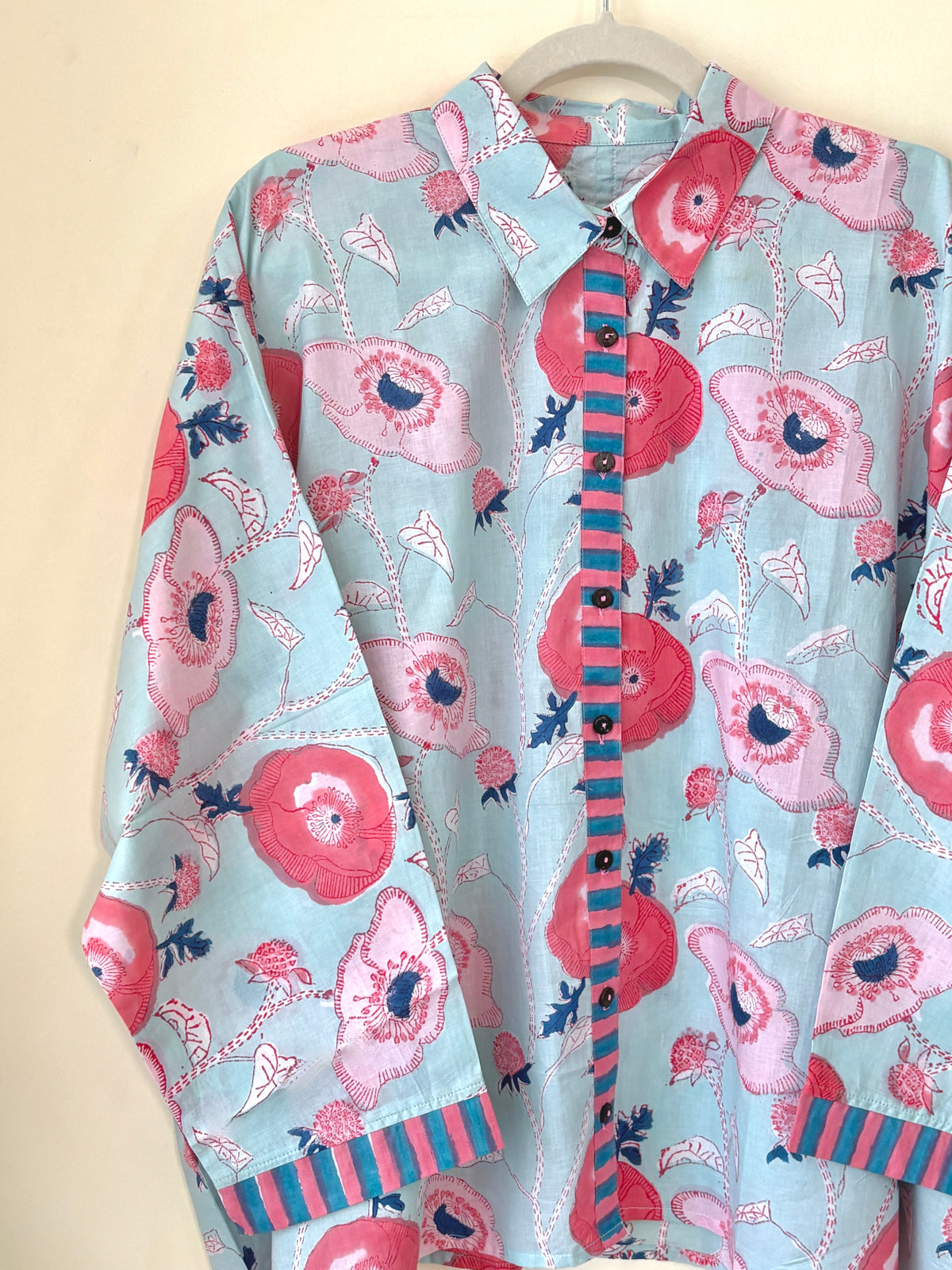 Sea Foam Flo' Shirt for Moms