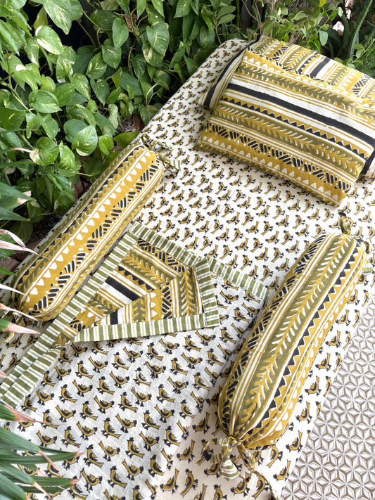 Chirp Frenzy Cot Bedding Set