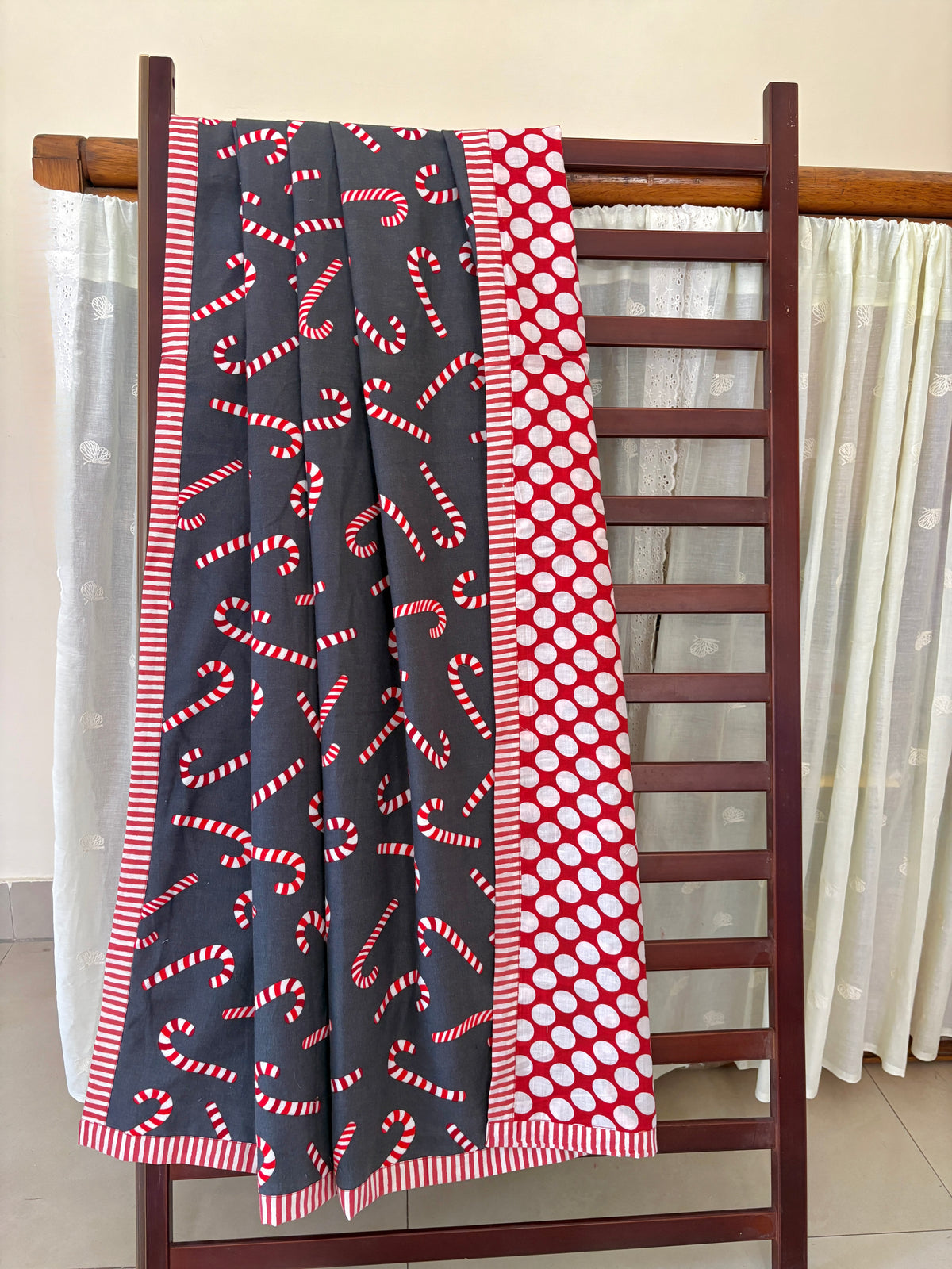 Bubblegum Santa Flannel Blanket & Coords for New Borns