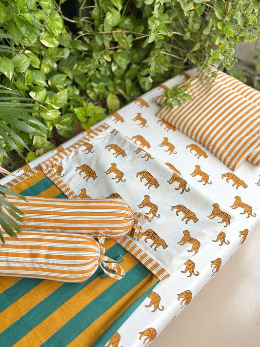 Cheetah Picnic Cot Bedding Set