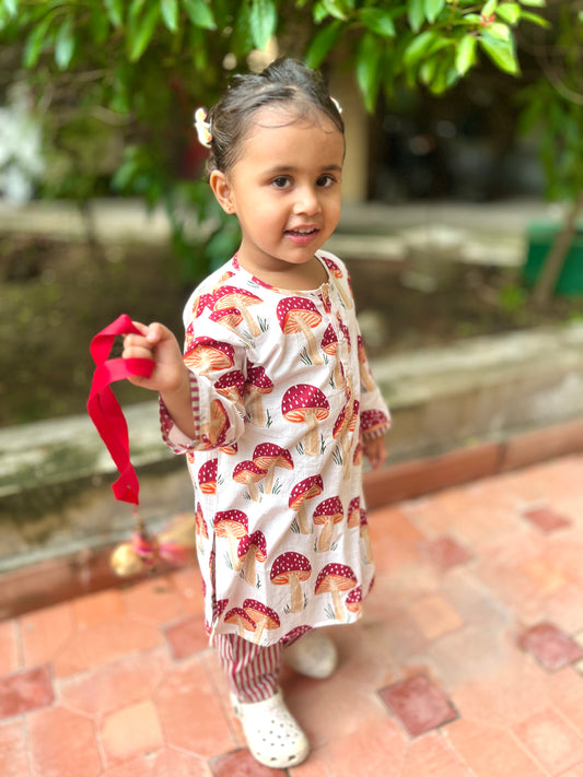Magic Mushrooms Kurta Pajama Set