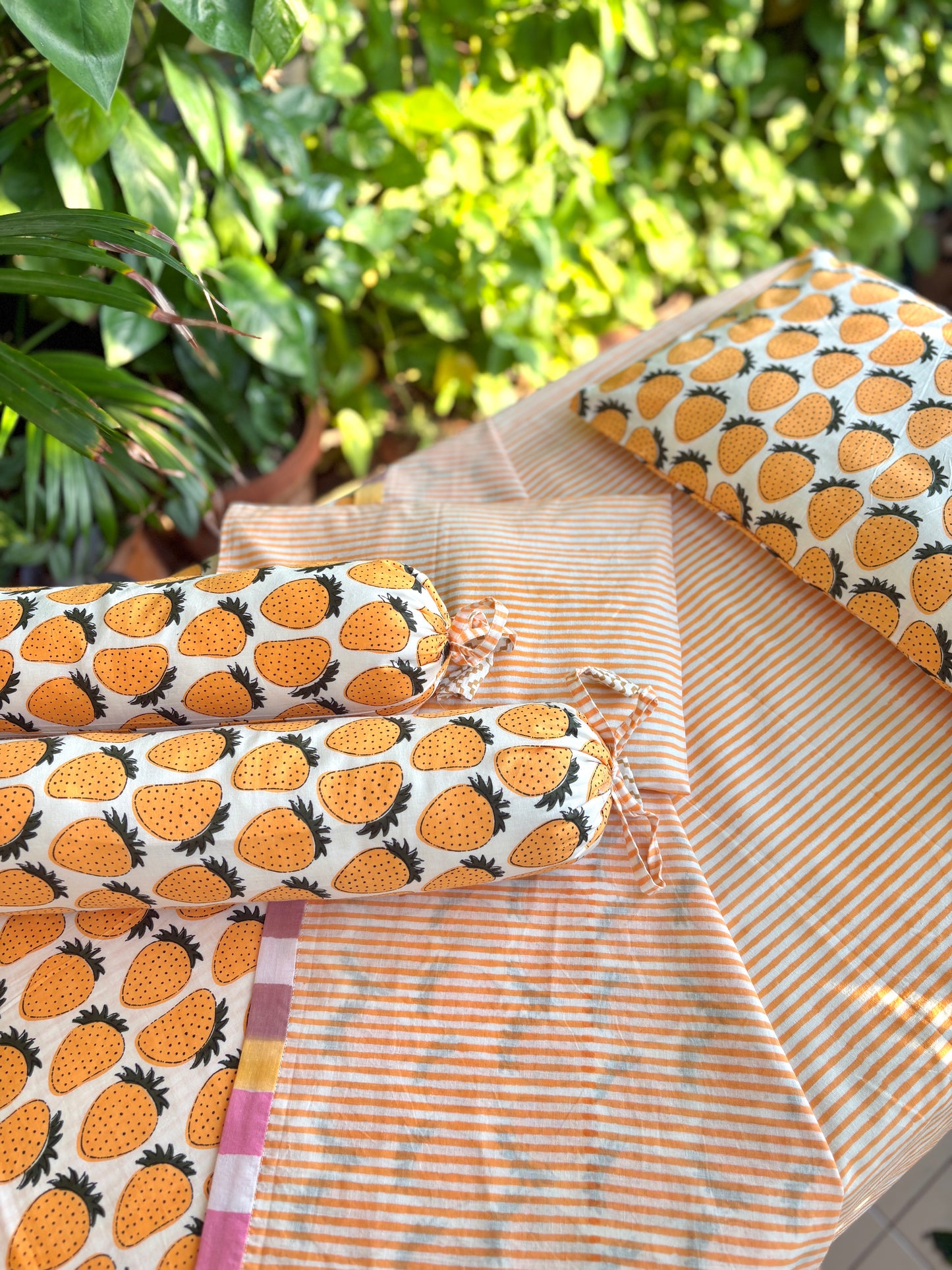 Sun Berry Cot Bedding Set