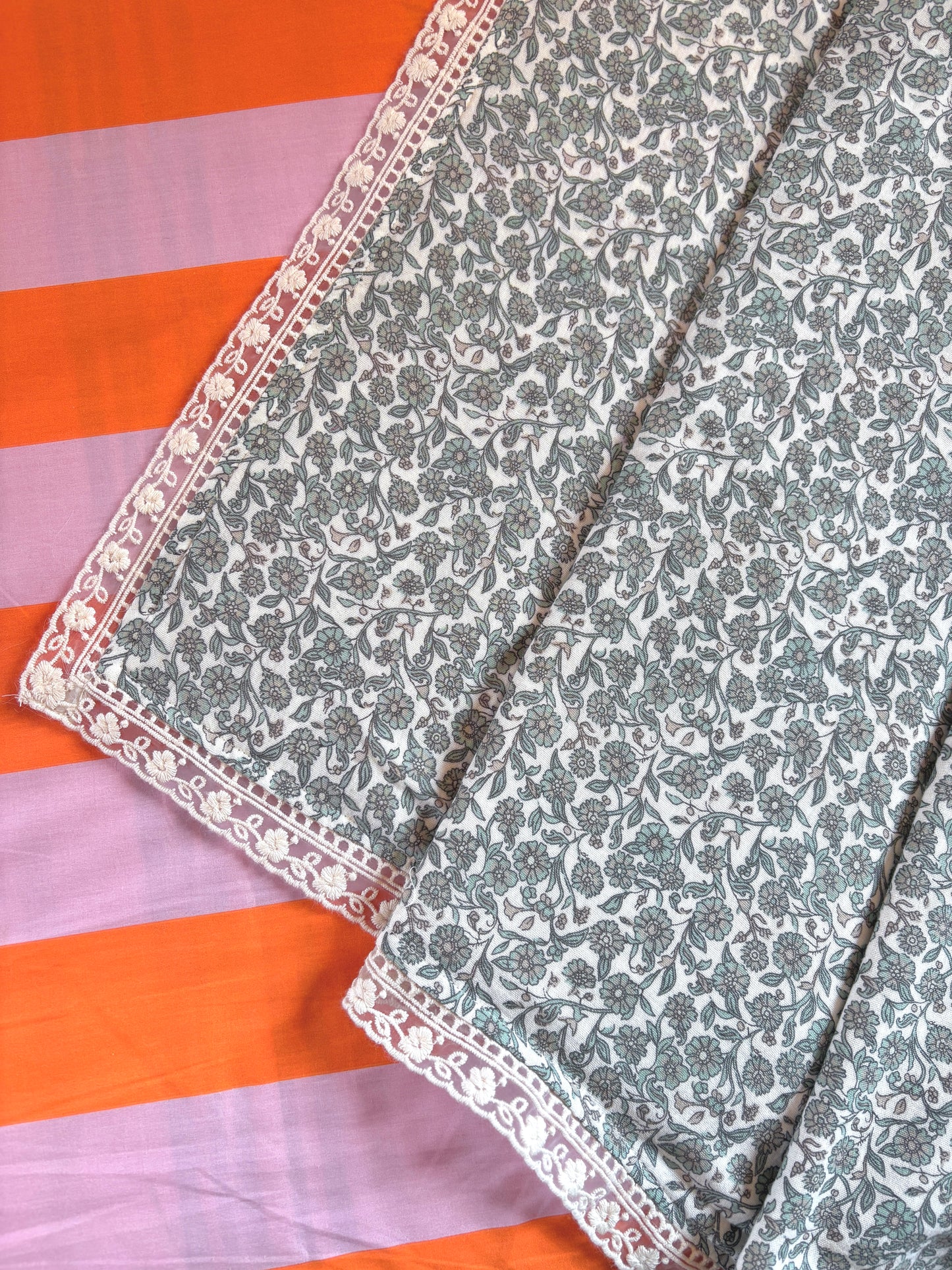 Flower Full Size Muslin Blanket